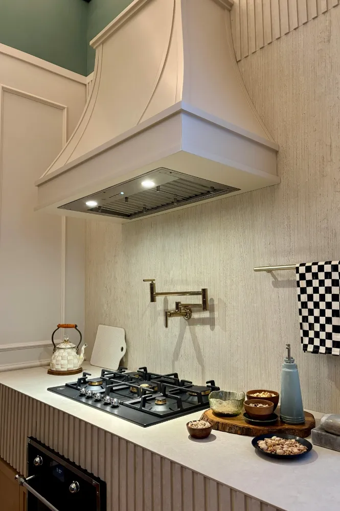 Kitchen hood repair service in UAE for smoke suction and ventilation issues