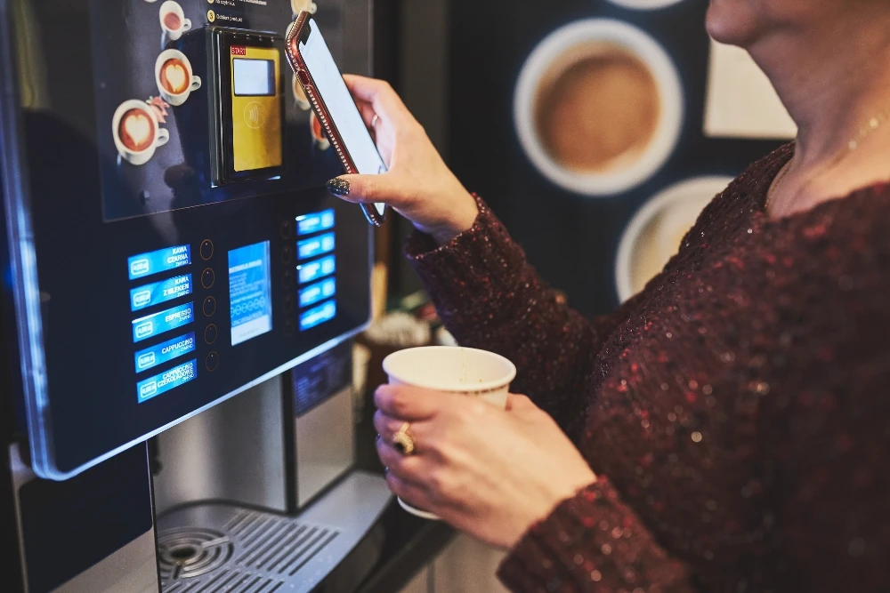 Coffee machine descaling and cleaning service